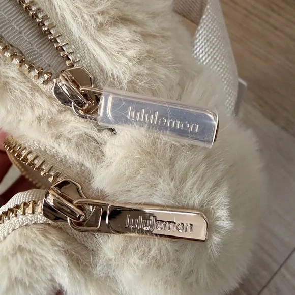 Lululemon Everywhere Nano Backpack
Plush Fleece - Picture 5 of 12